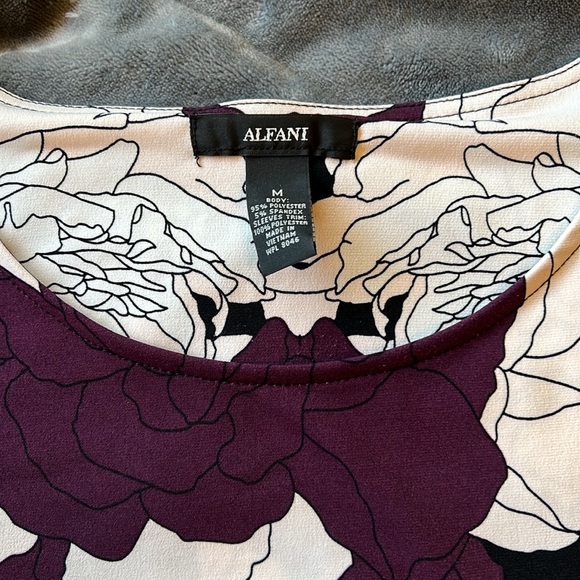ALFANI Floral Tunic Size Medium - Picture 3 of 8